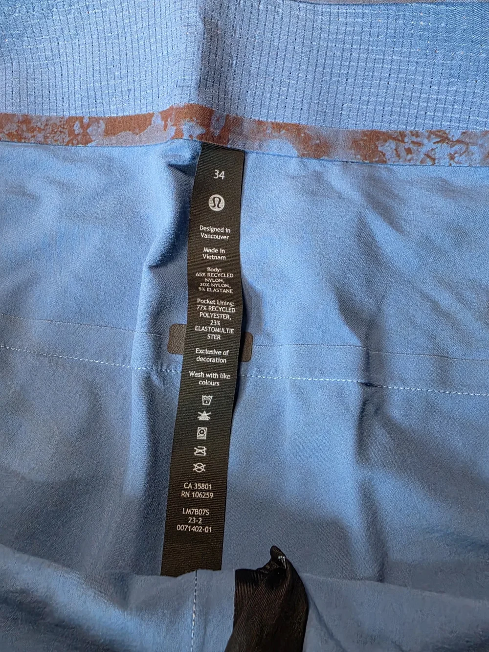 lululemon athletica excellent like